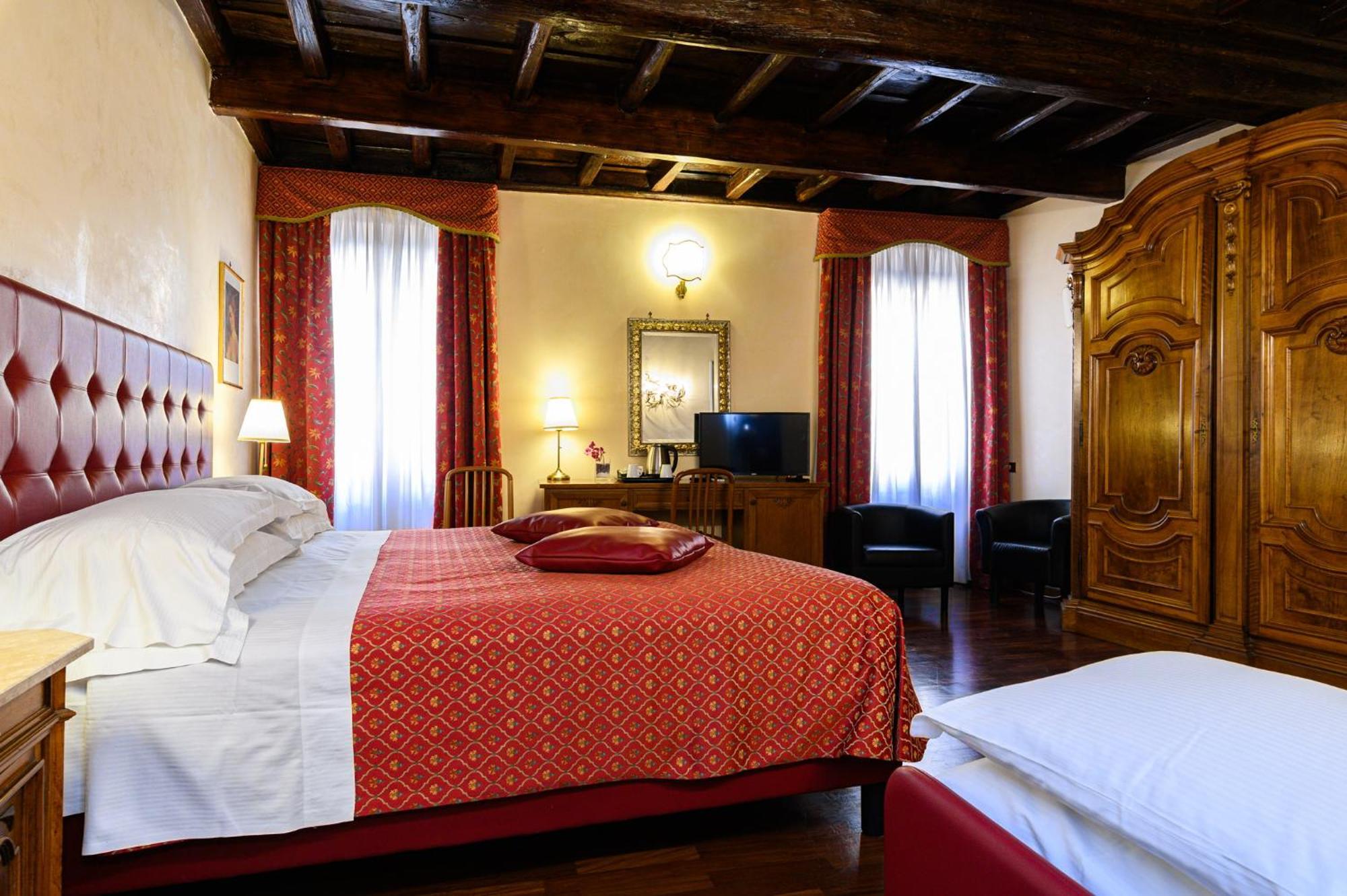 Domus Julia Hotel Рим Екстериор снимка
