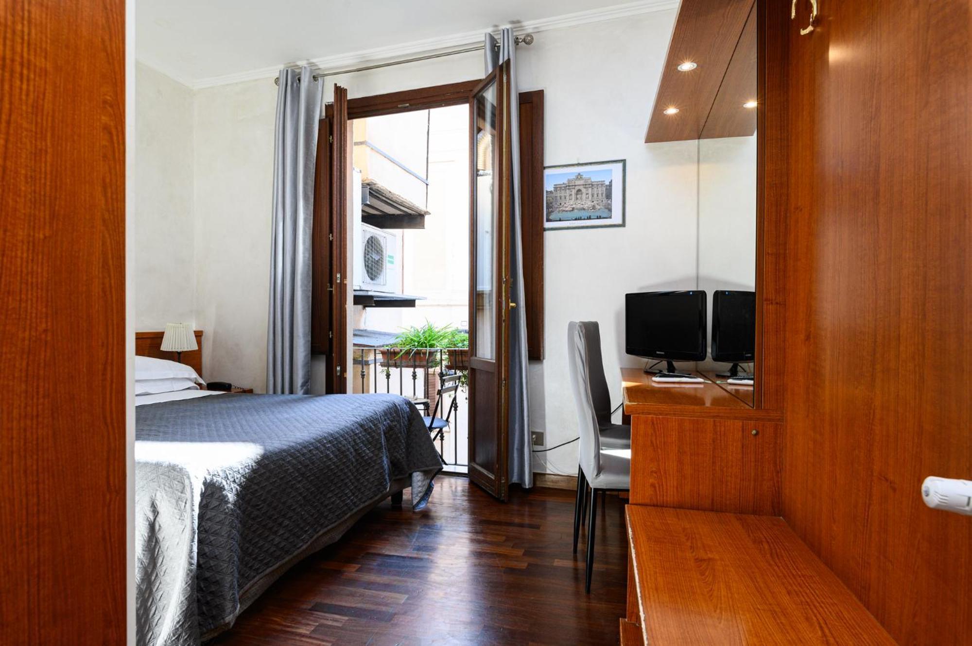 Domus Julia Hotel Рим Екстериор снимка