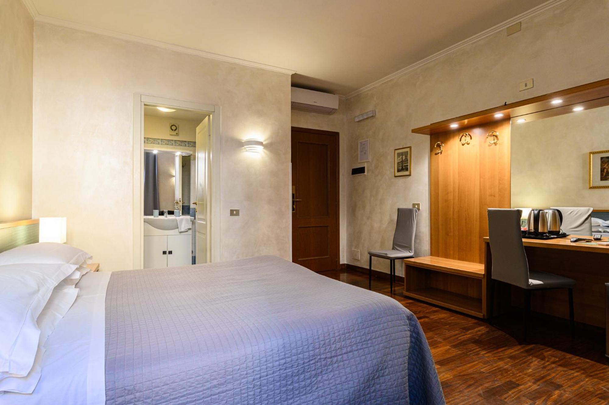 Domus Julia Hotel Рим Екстериор снимка