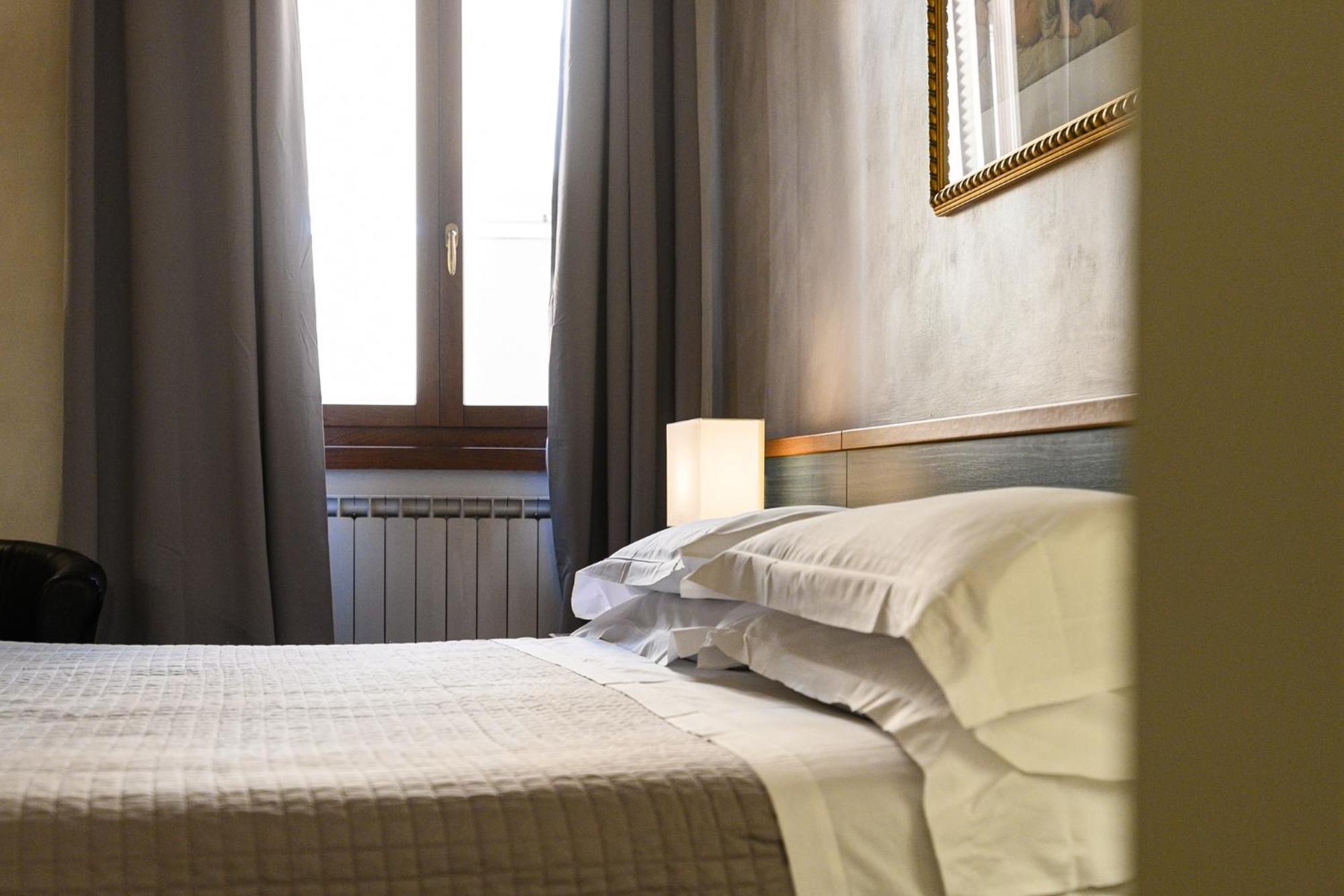Domus Julia Hotel Рим Екстериор снимка