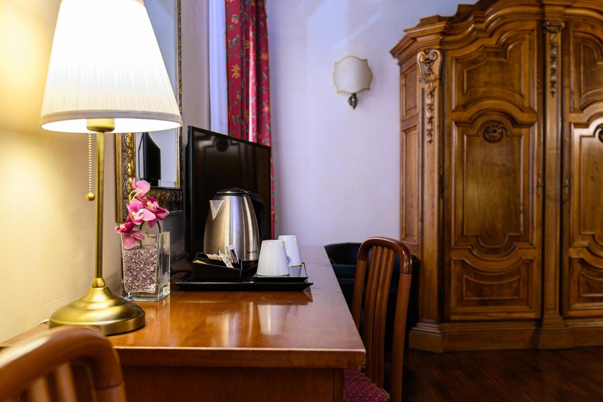 Domus Julia Hotel Рим Екстериор снимка