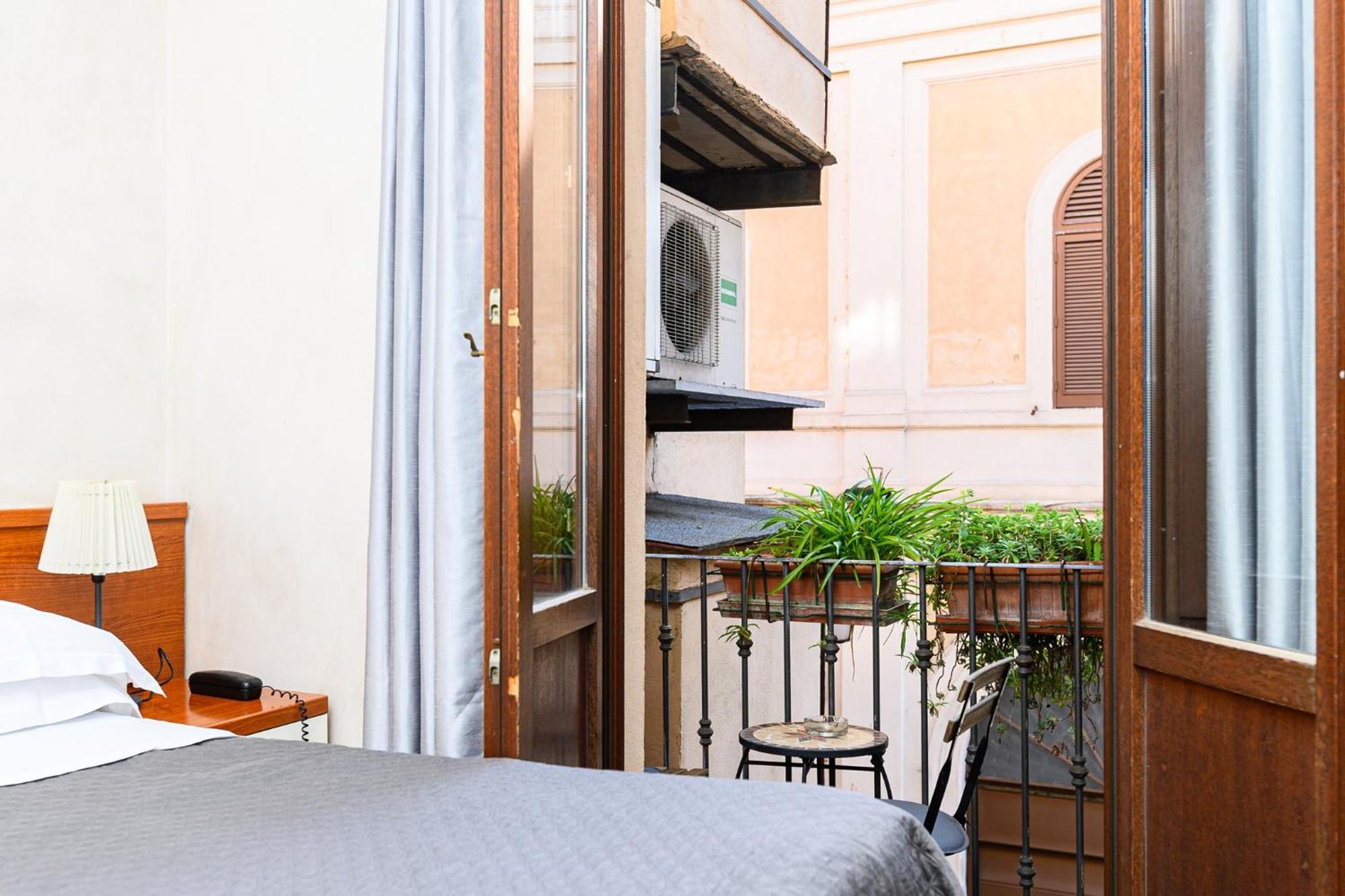 Domus Julia Hotel Рим Екстериор снимка