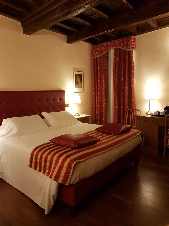 Domus Julia Hotel Рим Екстериор снимка